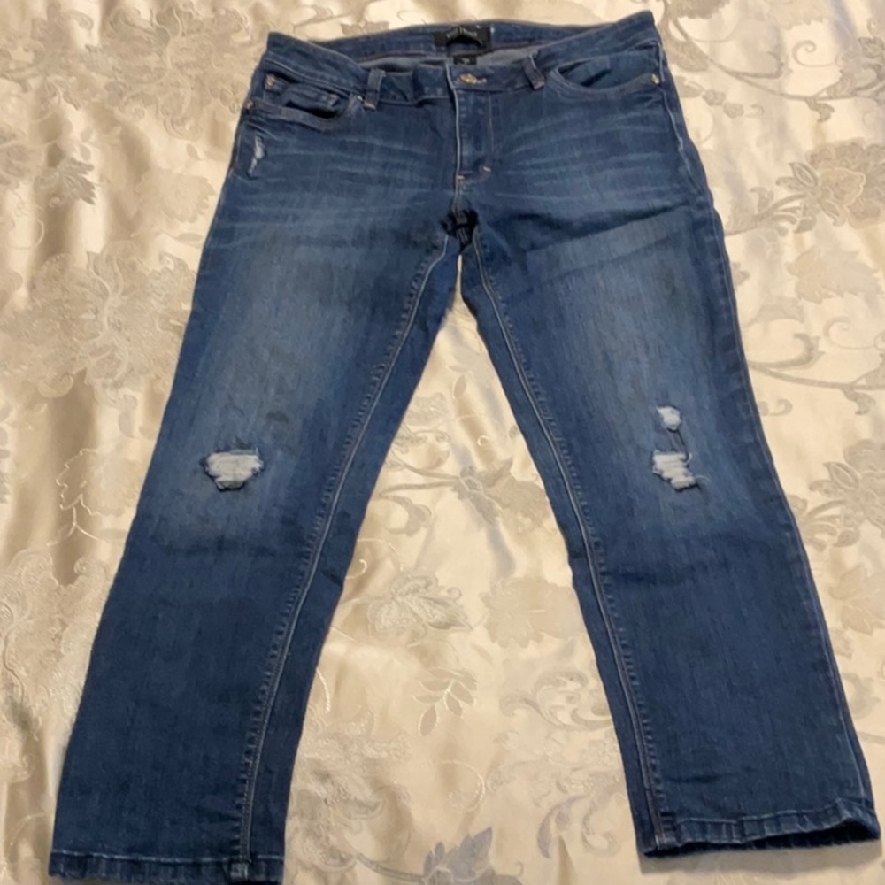 WHBM Distressed Crop Leg Jeans 8